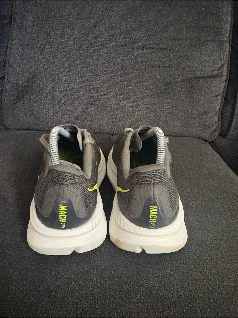 Hoka One One Mach 6 Gray White Sneaker Mens Size 9.5 - Picture 4 of 7